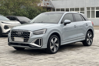 奥迪Q2L 2022款 35 TFSI 豪华动感型