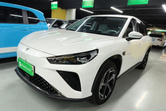 哪吒汽车 哪吒L 2024款 增程 310 闪充PRO版
