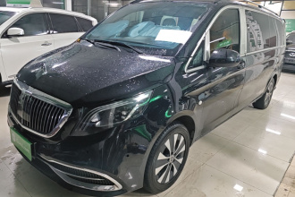 奔驰 威霆 2023款 2.0T 精英版 7座
