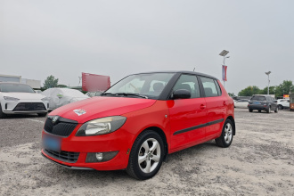 斯柯达 晶锐 2012款 1.6L 自动酷黑版