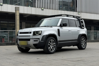 路虎卫士 2020款 110 P400 暗黑特别版