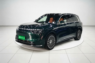 鸿蒙智行 问界M8 2025款 增程 Ultra版 53.4kWh 6座版 (192线激光雷达）