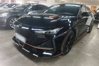长安UNI-V 2022款 1.5T 运动版