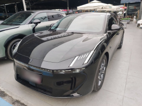 领克Z10 2024款 71kWh 602km后驱Pro