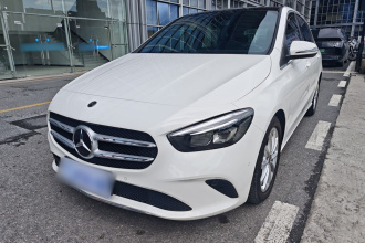 奔驰B级 2020款 B 200 时尚型