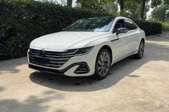 一汽-大众CC 2026款 3000万辆甄选款 380TSI 夺目