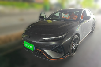 长安UNI-V 2025款 第三代 2.0T 劲擎型