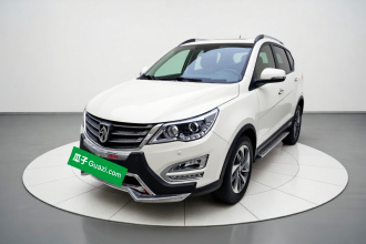 宝骏560 2015款 1.8L 手动豪华型
