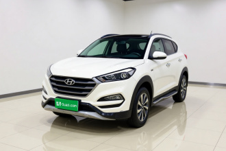 现代 途胜 2015款 1.6T 双离合两驱智能型