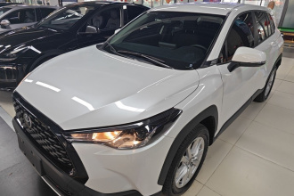 丰田 卡罗拉锐放 2023款 2.0L 先锋版