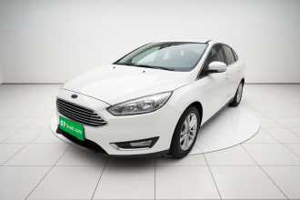 福特 福克斯 2015款 三厢 EcoBoost 125 手动超能风尚型