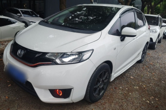 本田 飞度 2016款 1.5L LXS CVT舒适天窗版