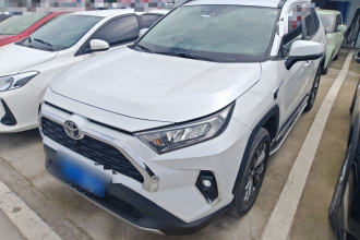 丰田 RAV4荣放 2023款 2.0L CVT两驱风尚版