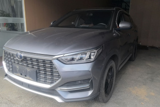 比亚迪 宋PLUS 2020款 1.5T 自动豪华型
