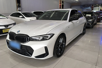 宝马3系 2025款 330Li M运动曜夜套装