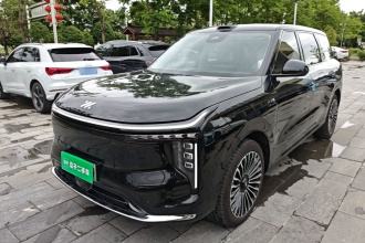智己汽车 智己LS8 2026款 52 Max+ 科技旗舰大五座