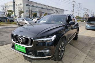 沃尔沃XC60 2025款 B5 四驱智逸豪华版