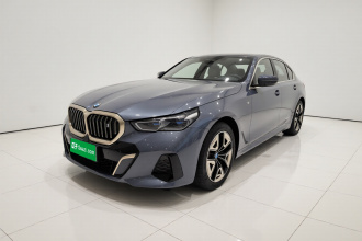 宝马i5 2024款 eDrive 35L 尊享型 M运动套装