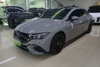 奔驰EQE 2022款 350 先锋版