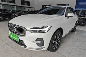 沃尔沃XC60 2025款 B5 四驱智远豪华版