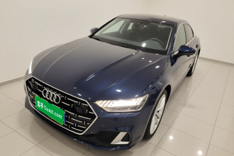 奥迪A7L 2024款 45 TFSI quattro 奢享型