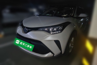 丰田C-HR 2022款 2.0L 舒适版