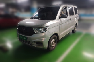 五菱汽车 五菱宏光V 2021款 1.5L劲取版LAR