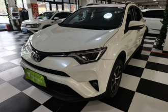 丰田 RAV4荣放 2019款 2.0L CVT两驱风尚版 国VI