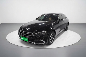 奔驰E级新能源 2022款 改款二 E 350 e L 插电式混合动力轿车