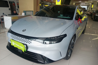 零跑汽车 零跑C01 2023款 增程 216 舒享版