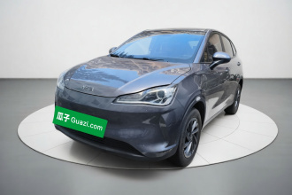 哪吒汽车 哪吒V 2022款 潮 300 Lite 三元锂