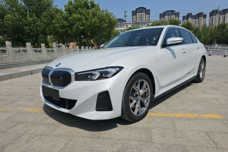 宝马i3 2022款 eDrive 35 L