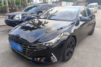 现代 伊兰特 2021款 1.5L CVT LUX尊贵版