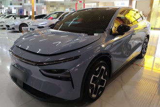 小鹏G7 2025款 702 超长续航 Ultra