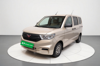 五菱汽车 五菱宏光V 2022款 1.5L劲取版电动助力LAR