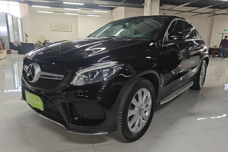 奔驰GLE轿跑 2018款 GLE 320 4MATIC 轿跑SUV