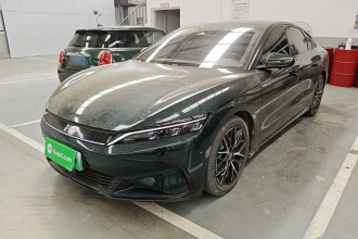 比亚迪 汉 2022款 EV 610KM四驱千山翠限量版