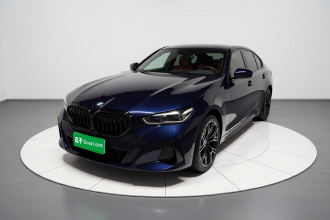 宝马5系 2025款 530Li 尊享型 豪华套装