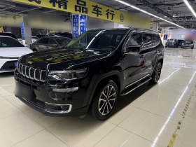 Jeep 大指挥官 2020款 2.0T 四驱精英版