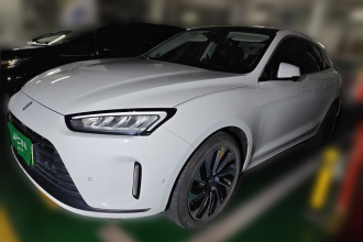 鸿蒙智行 问界M5 2022款 增程后驱标准版