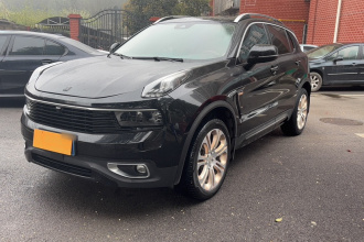 领克01 2017款 2.0T 两驱型Pro版