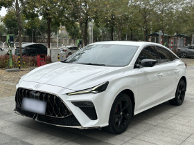 名爵 MG5天蝎座 2022款 1.5T Trophy运动豪享版