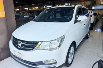 宝骏730 2016款 1.5L 手动舒适型 7座 国V