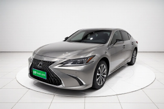 雷克萨斯ES 2023款 200 卓越版