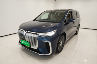 岚图汽车 岚图梦想家 2025款 PHEV 四驱旗舰乾崑版
