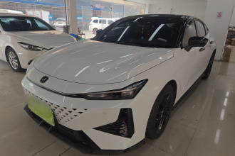 长安UNI-V 2024款 1.5T 尊享型