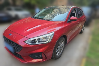 福特 福克斯 2020款 两厢 EcoBoost 180 自动锋潮型