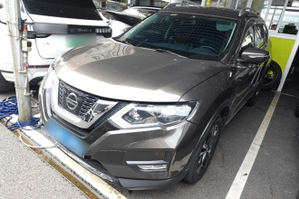 日产 奇骏 2019款 2.5L CVT智联豪华版 4WD