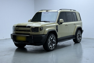 iCAR V27 2026款 200KM四驱猎鹰700