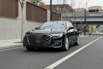 奥迪A6L 2024款 45 TFSI 臻选动感型